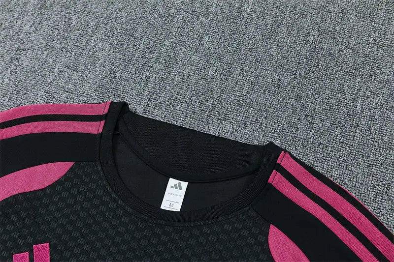 Completino Manica Corta Real Madrid 26/27 Uomo Nero | Kit Allenamento