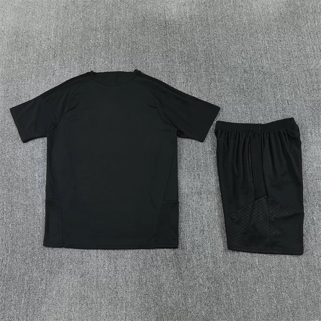 Completino Manica Corta Real Madrid 26/27 Uomo Nero | Kit Allenamento