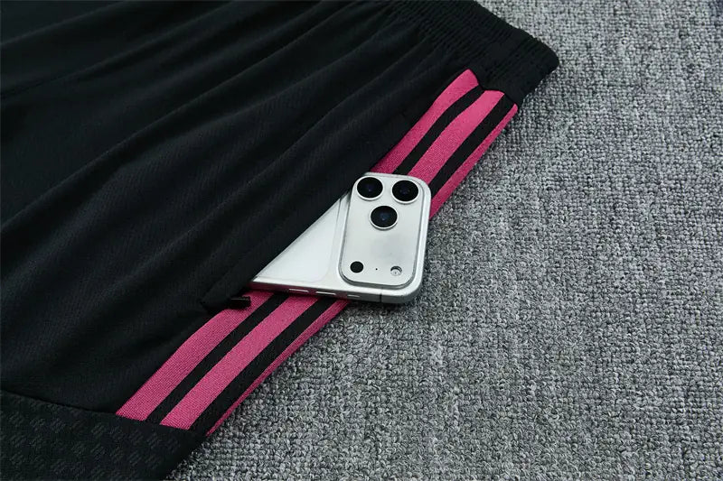Completino Manica Corta Real Madrid 26/27 Uomo Nero | Kit Allenamento