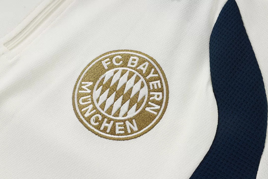 Completino Polo Bayern Munich 26/27 Uomo Bianco e Blu Navy | Kit Allenamento