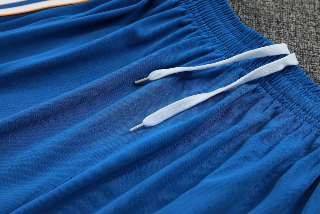 Kit Allenamento Real Madrid Icons Blue 25/26 | Kit da Calcio