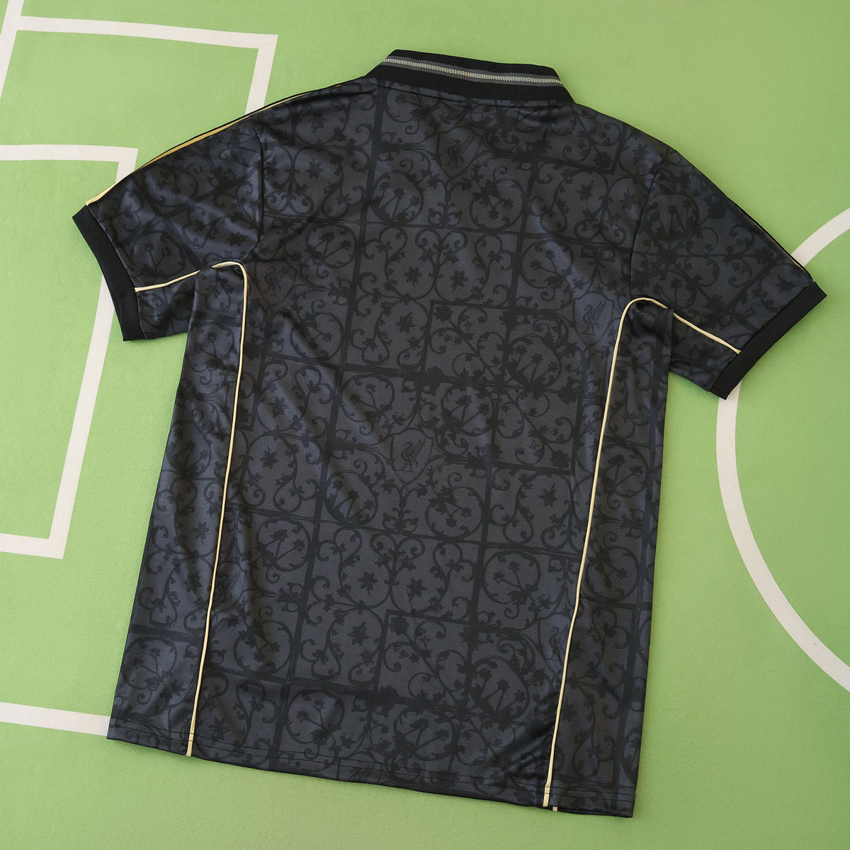 Liverpool Special Edition Black Gold Jersey 25/26
