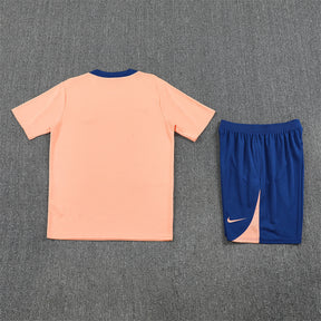 Tenue maillot + short France rose/bleu entraînement 25/26