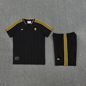 Kit Shirt + Shorts Manchester United Black/Gold 25/26