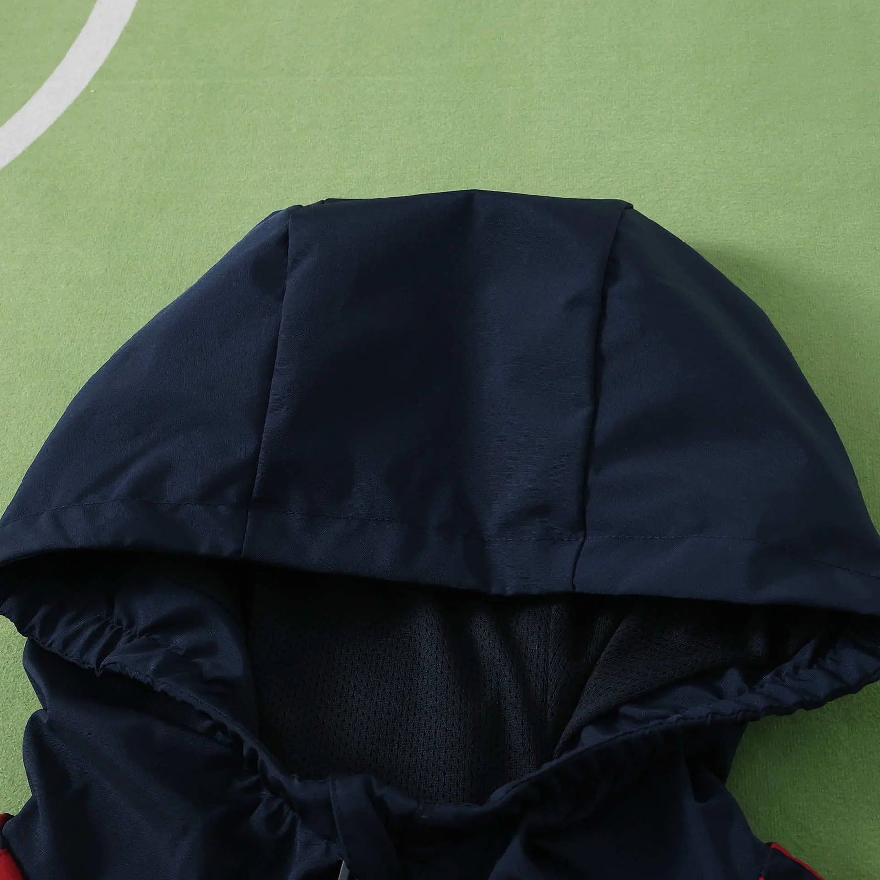 Giacca a Vento Arsenal 26/27 Uomo Blu Navy e Rosso | Giacca a Vento da Calcio