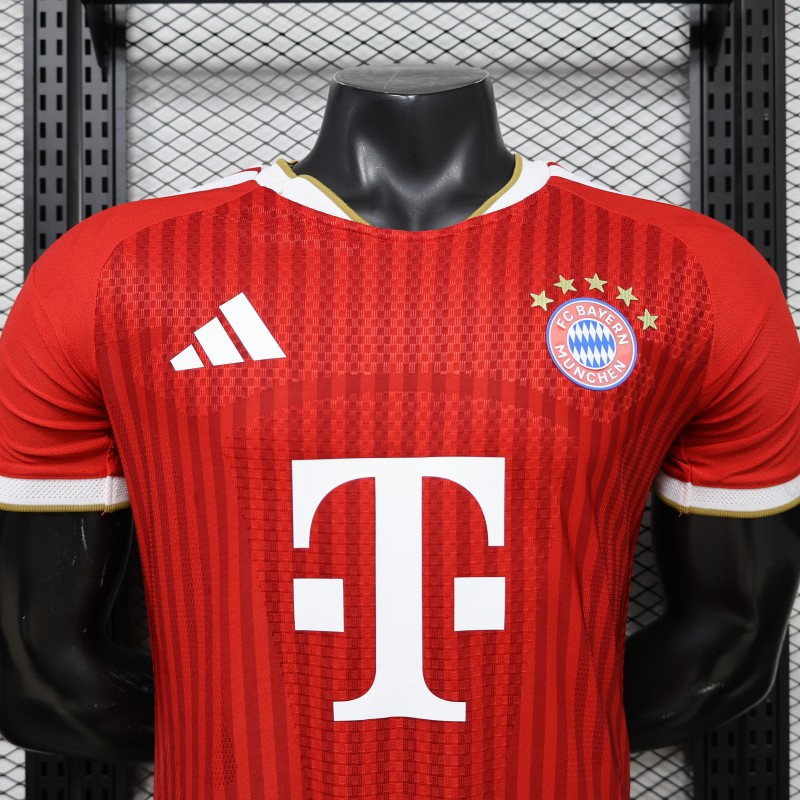 Maglia Bayern Munich Home 26/27 Player Uomo Rosso | Maglia da Calcio