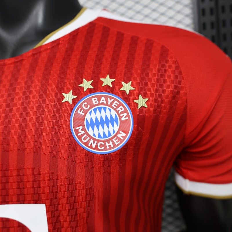 Maglia Bayern Munich Home 26/27 Player Uomo Rosso | Maglia da Calcio