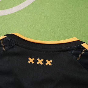 Kit Bambino Ajax Away 26/27 Nero con dettagli oro | Kit da Calcio