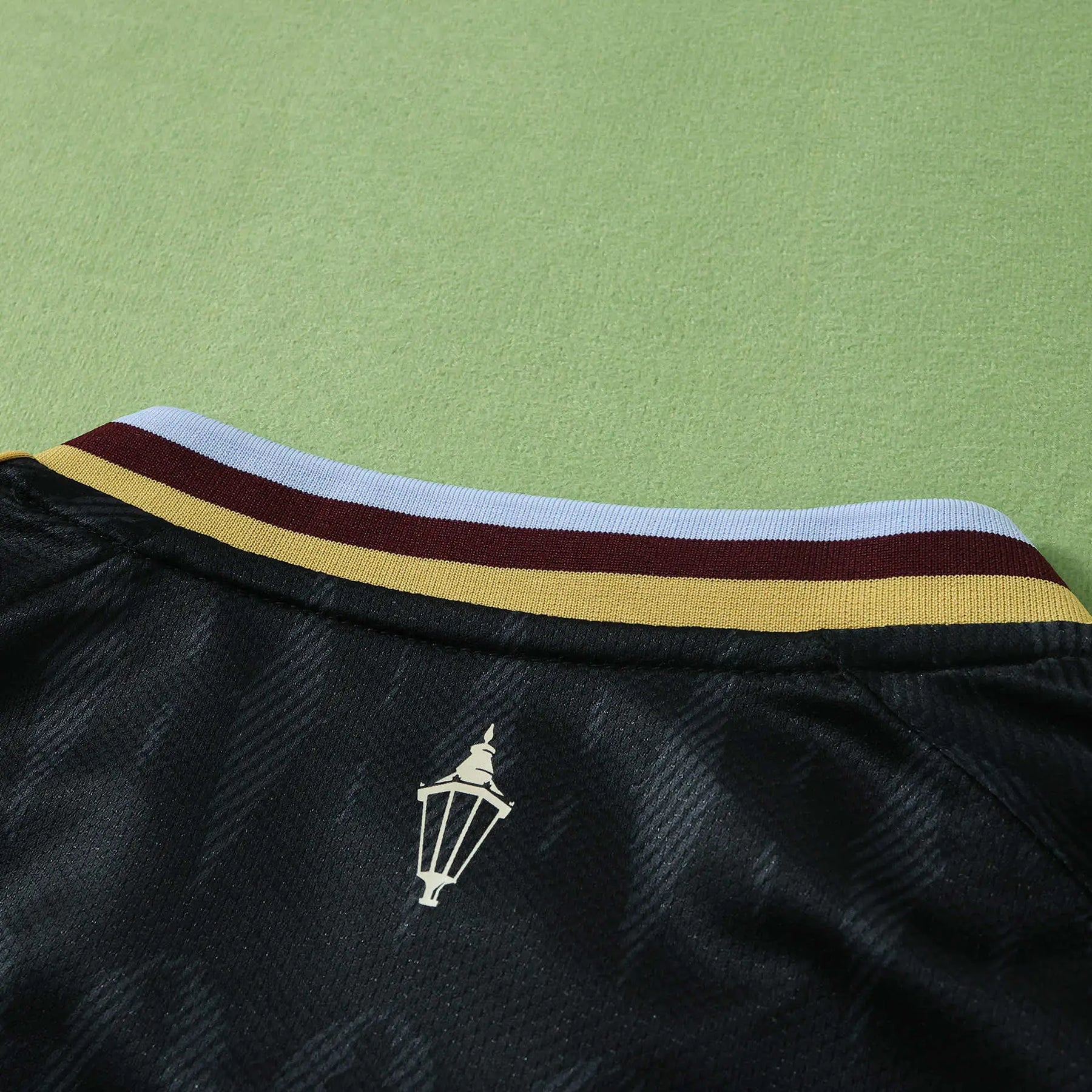 Kit Bambino Aston Villa Away 26/27 Nero | Kit da Calcio