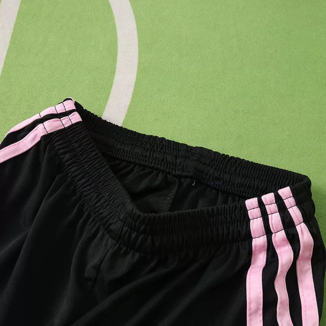Kit Bambino Away 26/27 Rosa | Kit da Calcio