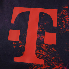 Kit Bambino Bayern Munich Third 26/27 Nero con dettagli Rosso Arancione | Kit da Calcio