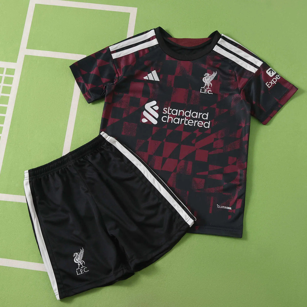 Kit Bambino Liverpool Third 26/27 Nero e Bordeaux | Kit da Calcio