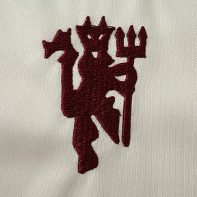 Kit Bambino Manchester United Third 26/27 Bianco | Kit da Calcio