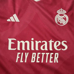 Kit Bambino Real Madrid Third 26/27 Rosso | Kit da Calcio