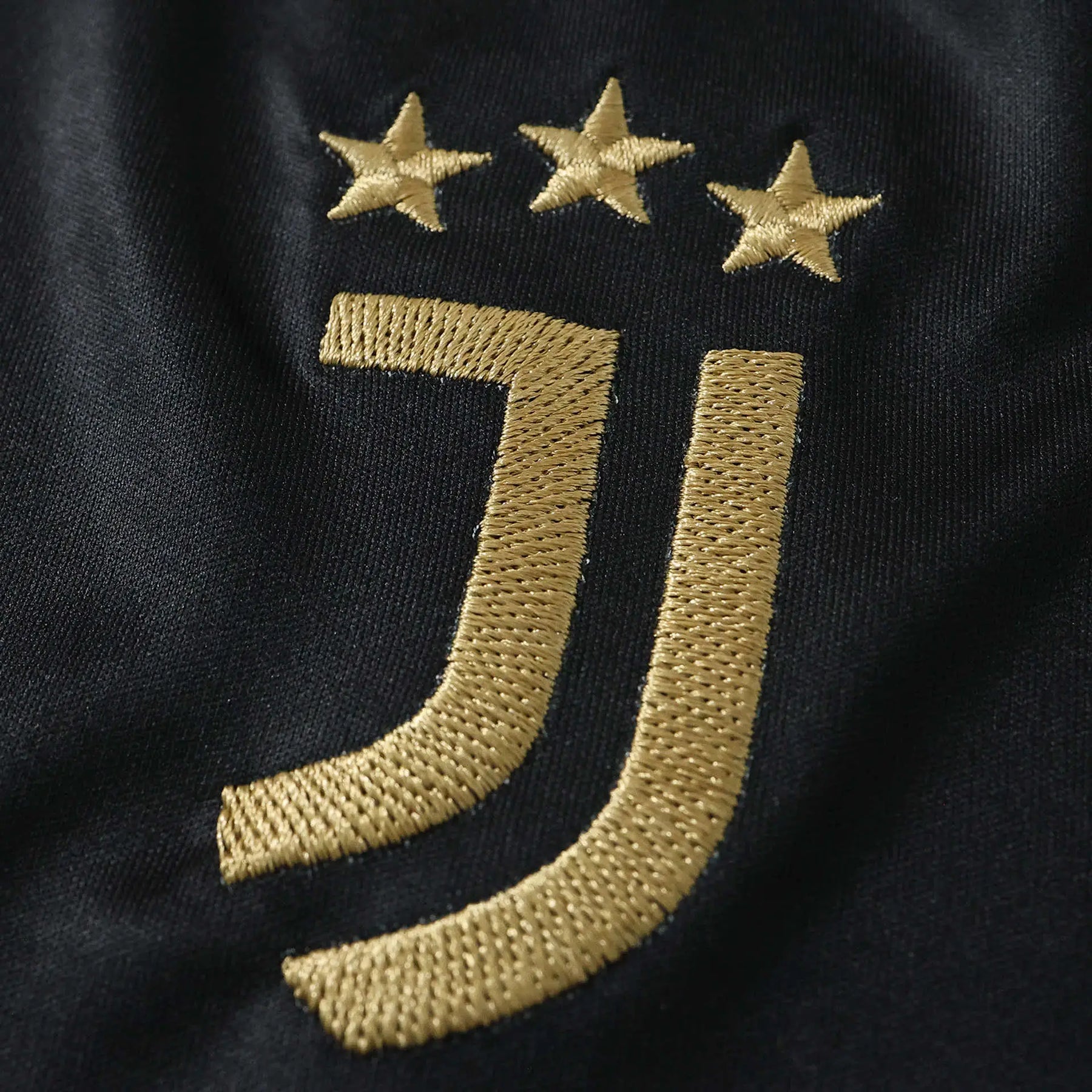 Kit Bambino Third 26/27 Nero con dettagli oro | Kit da Calcio