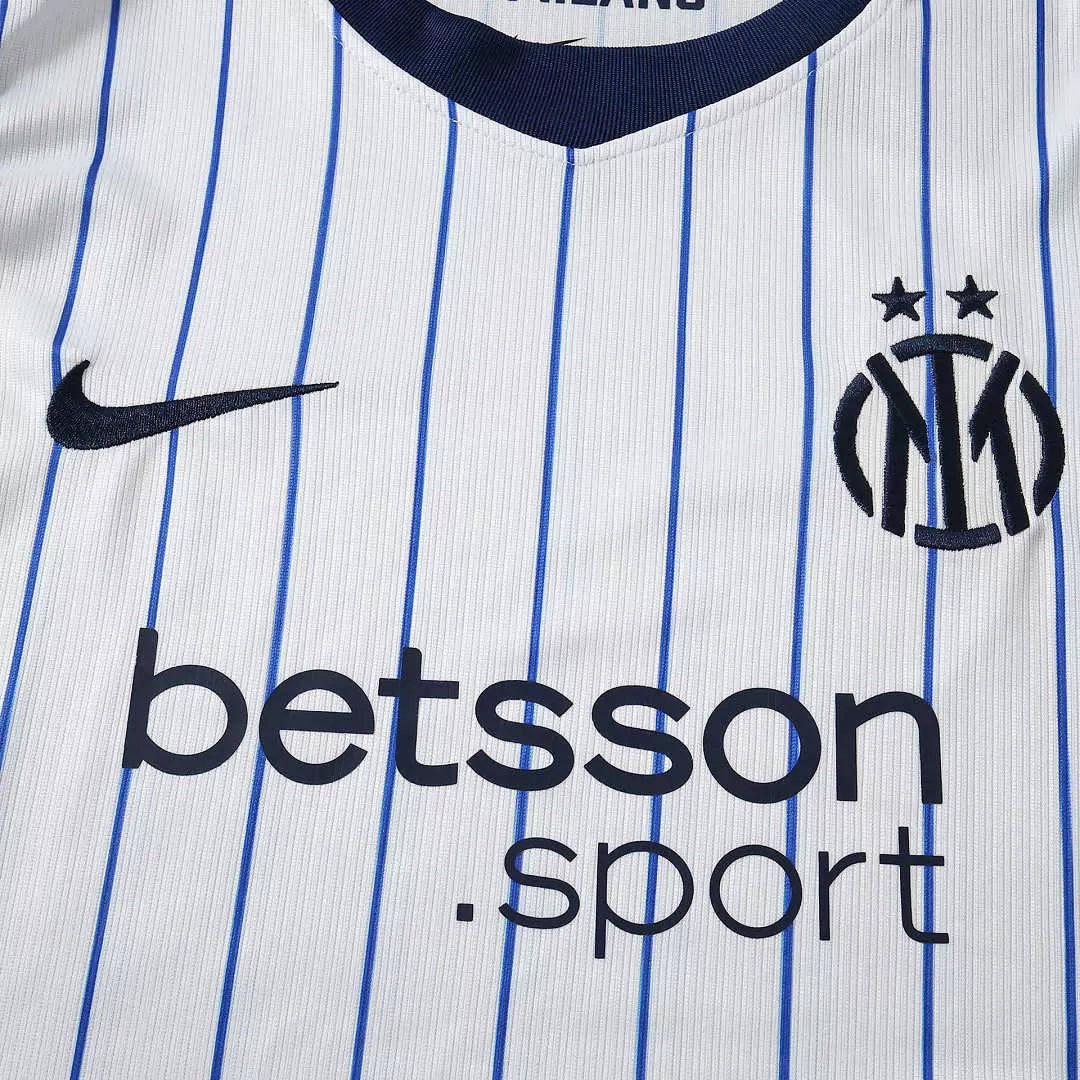 Kit Inter Milan Away 26/27 Bambino Bianco con strisce blu navy | Kit da Calcio
