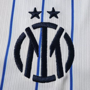 Kit Inter Milan Away 26/27 Bambino Bianco con strisce blu navy | Kit da Calcio