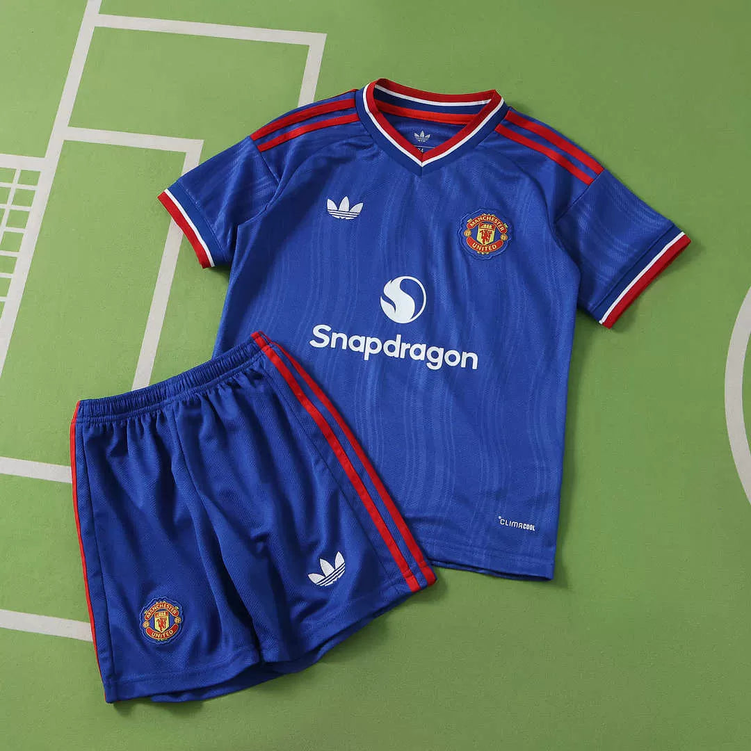 Kit Manchester United Away 26/27 Bambino Blu | Kit da Calcio