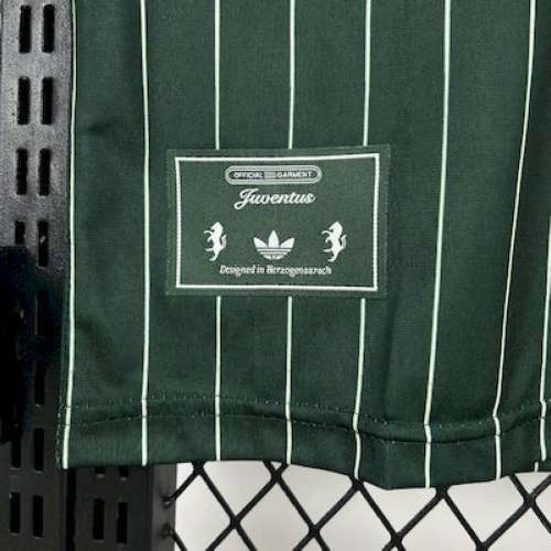 Juventus x Adidas Originals SL Jersey