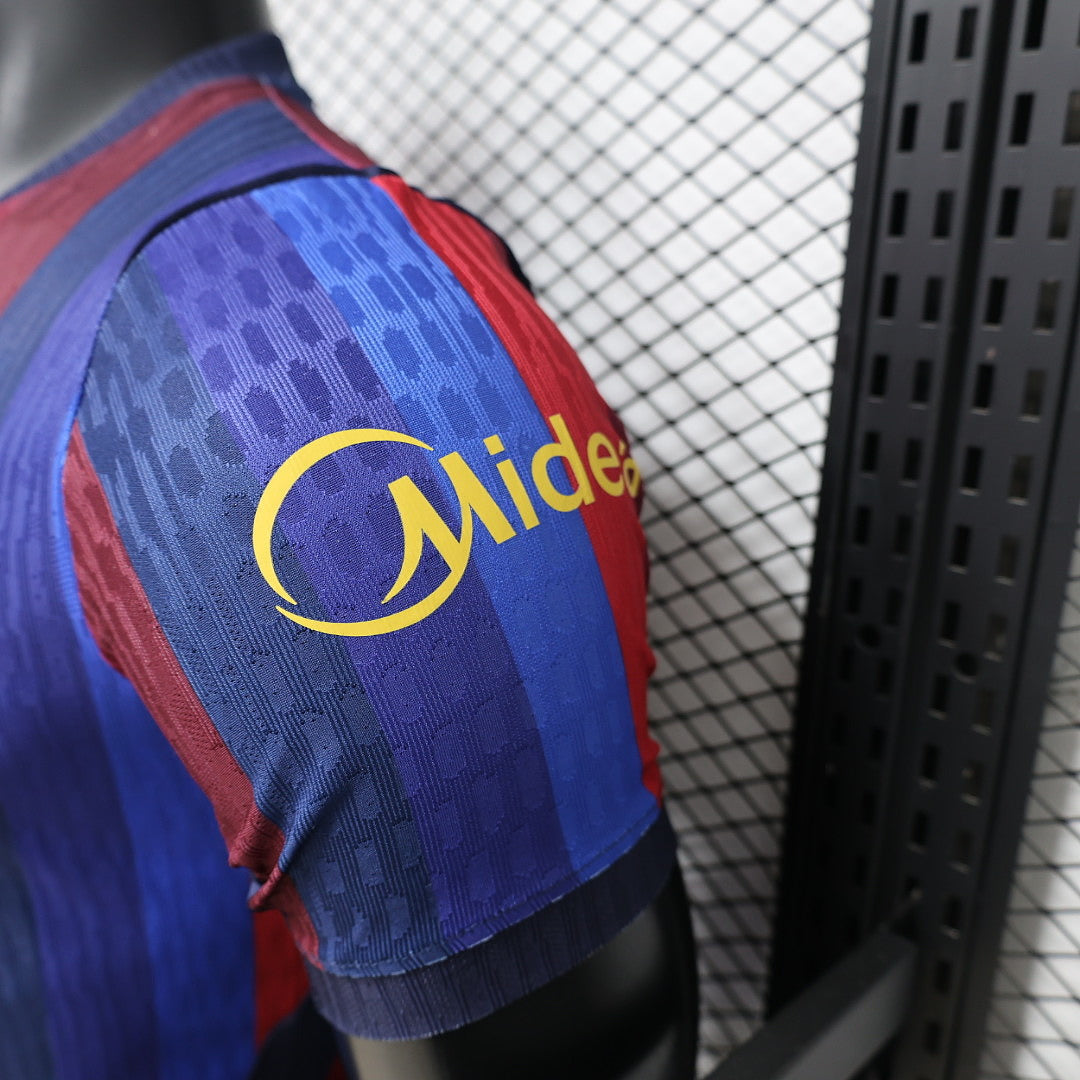 Maglia Barcelona Home 26/27 Player Uomo Blu e Rosso Granata | Maglia da Calcio
