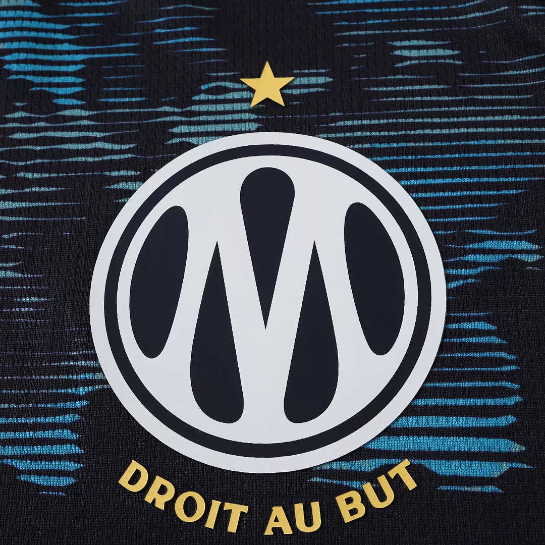 Maglia Marseille Away 26/27 Uomo Nero con dettagli Azzurro | Maglia da Calcio