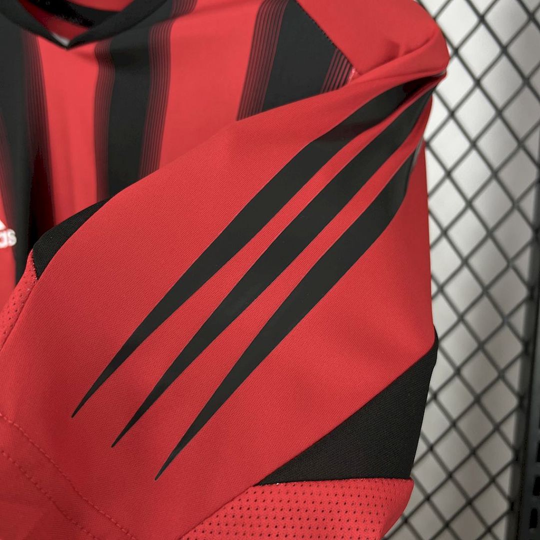 Maglia Milan Home 04/05 Retro Uomo Rosso e Nero | Maglia da Calcio