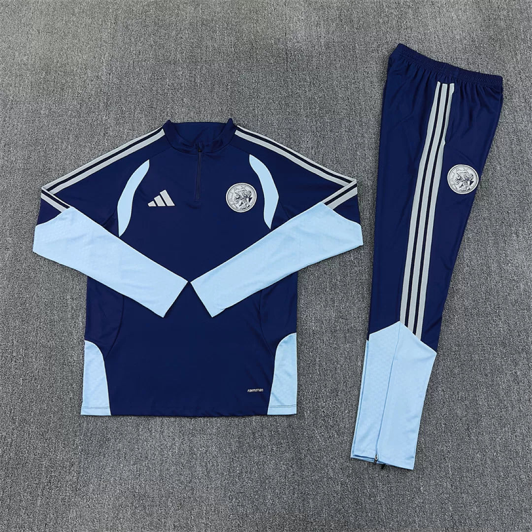 Tuta Ajax 26/27 Uomo Blu Navy e Azzurro | Maglia da Calcio