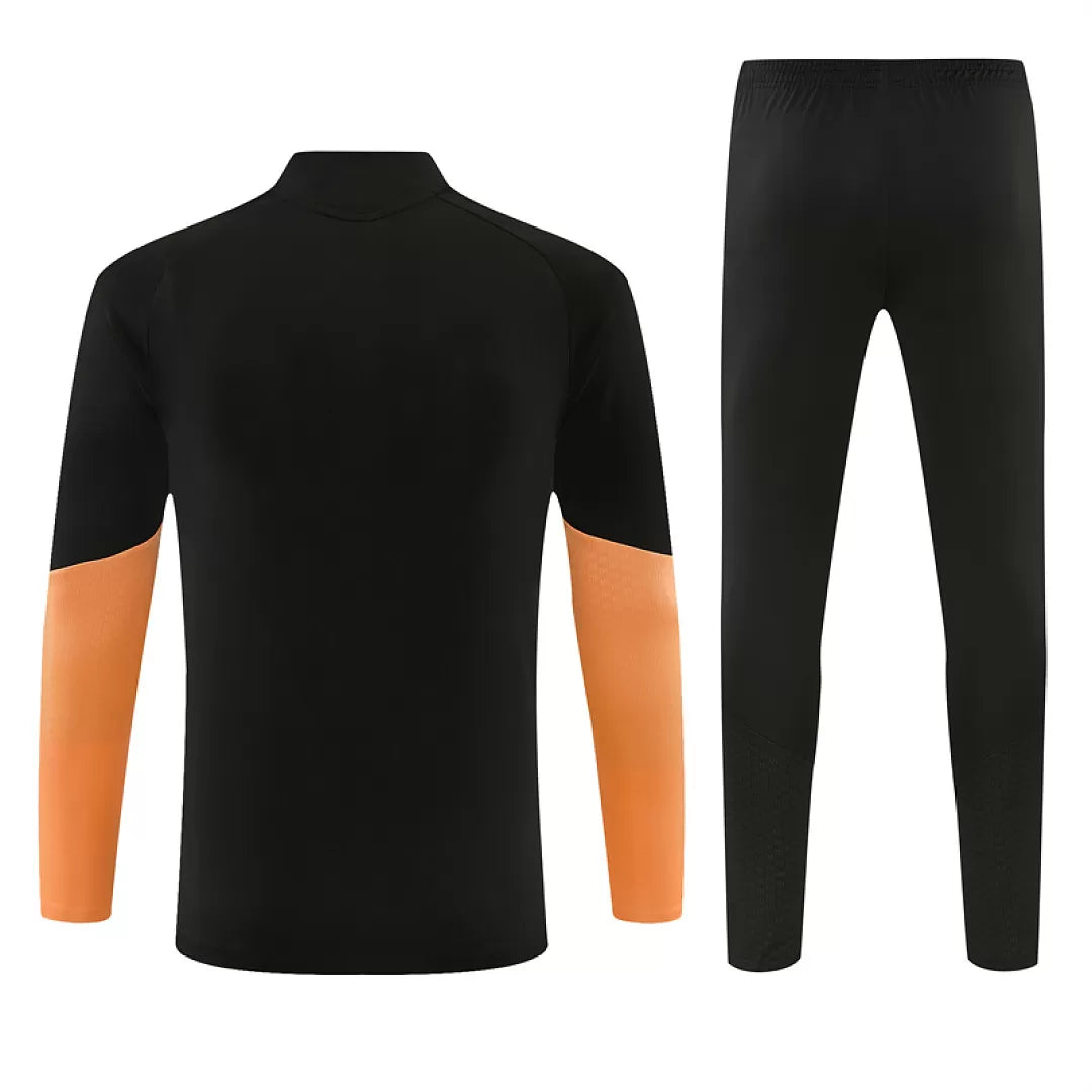 Tuta Arsenal 26/27 Uomo Nero con dettagli Arancione | Maglia da Calcio