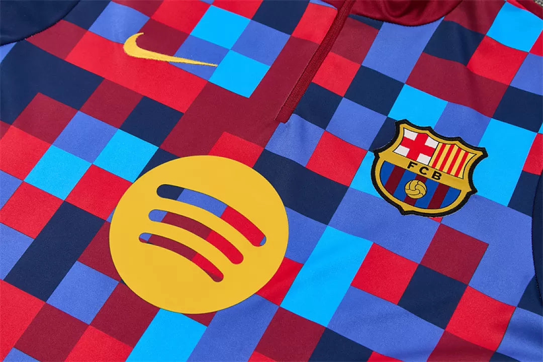Tuta Barcelona 26/27 Uomo Blu Navy con motivo pixelato rosso, blu e azzurro | Maglia da Calcio