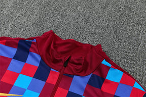 Tuta Barcelona 26/27 Uomo Blu Navy con motivo pixelato rosso, blu e azzurro | Maglia da Calcio
