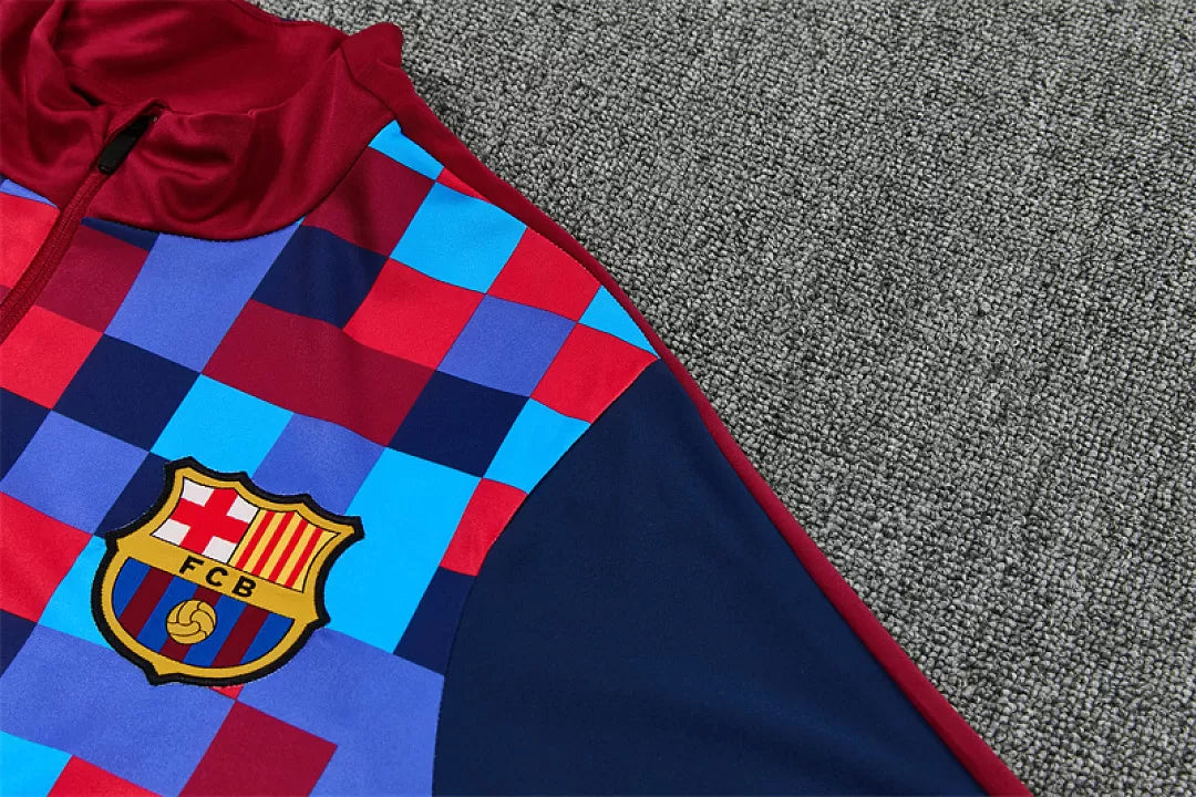 Tuta Barcelona 26/27 Uomo Blu Navy con motivo pixelato rosso, blu e azzurro | Maglia da Calcio