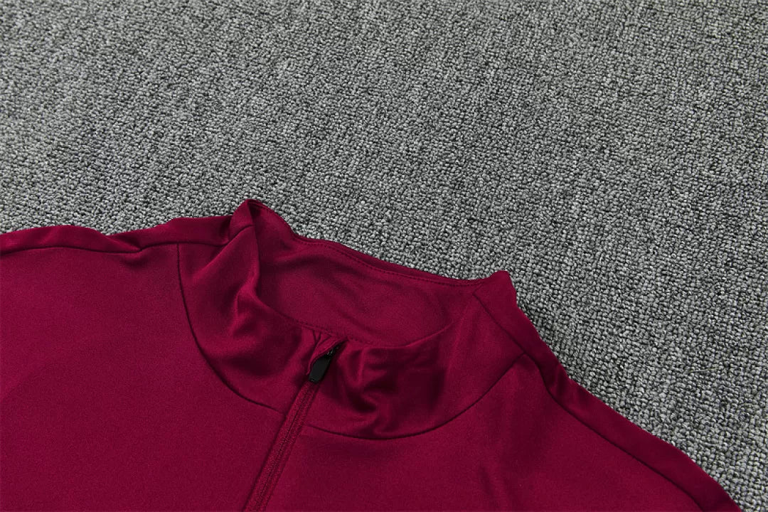 Tuta Barcelona 26/27 Uomo Bordeaux e Blu Navy | Maglia da Calcio