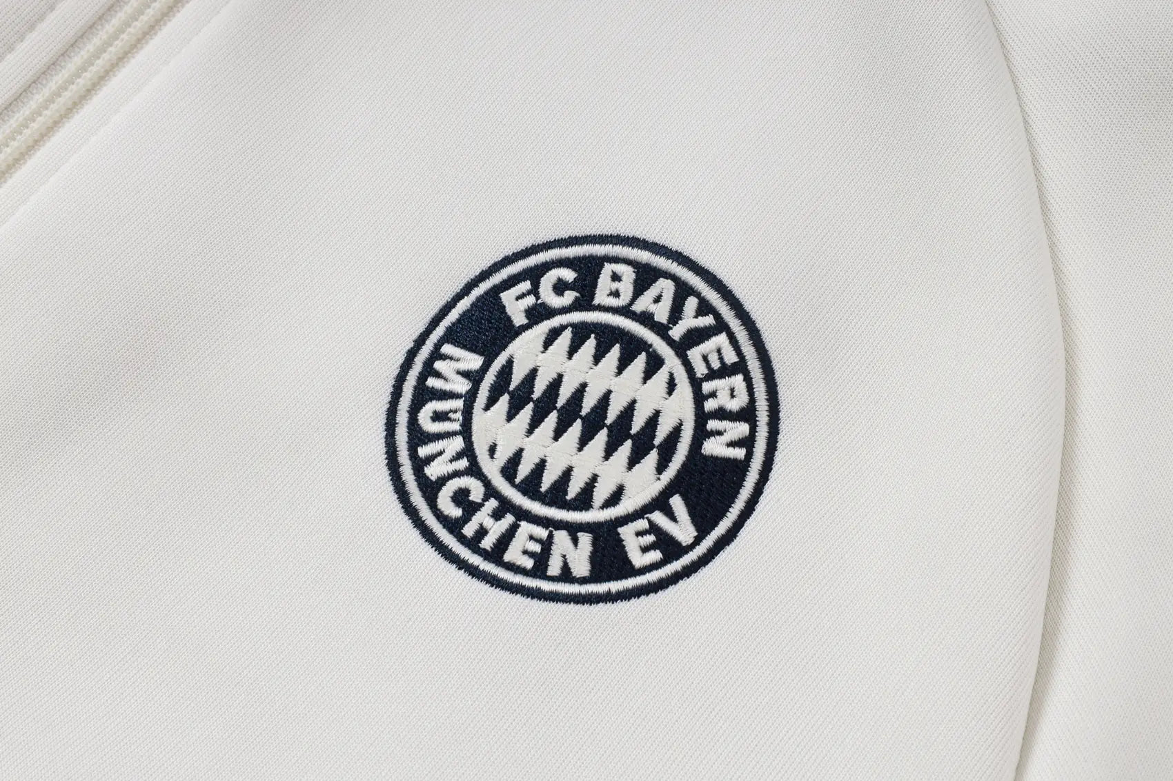 Tuta Full-zip Bayern Munich 26/27 Uomo Bianco e Blu Navy | Tuta da Calcio