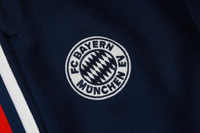 Tuta Full-zip Bayern Munich 26/27 Uomo Bianco e Blu Navy | Tuta da Calcio