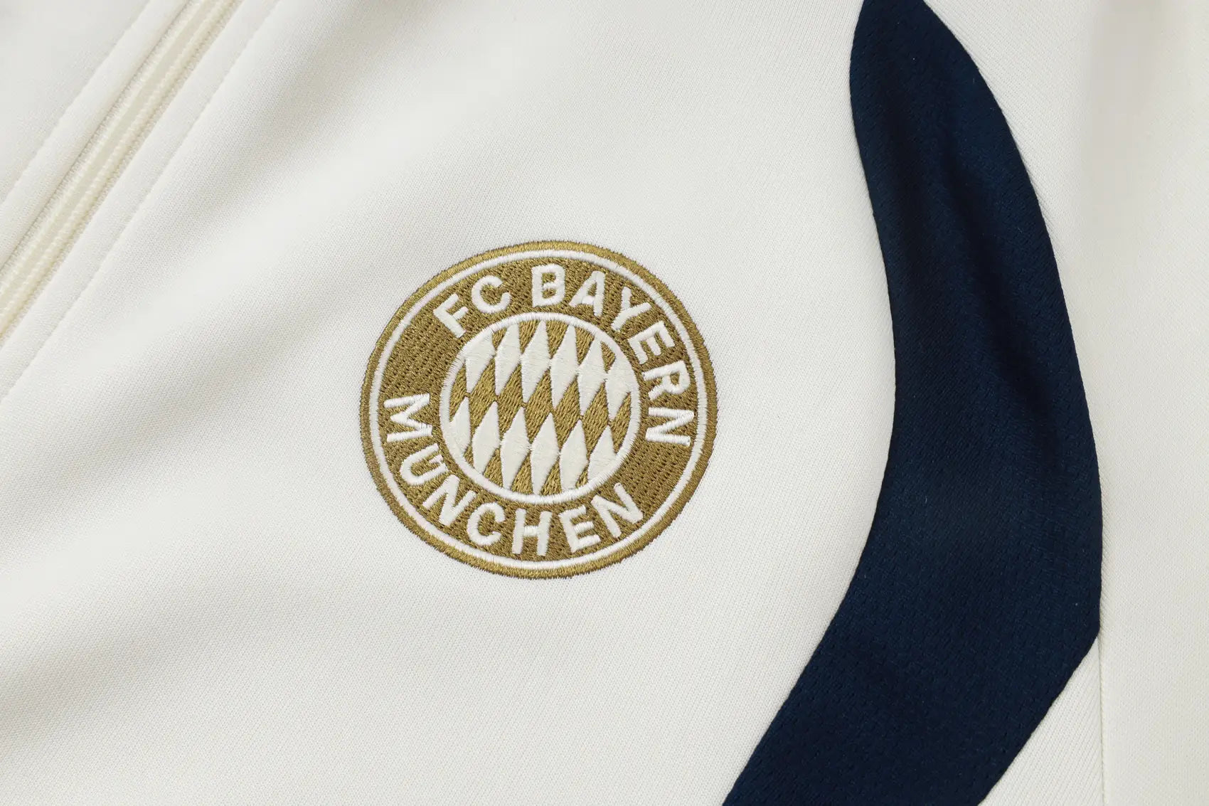 Tuta Full-zip Bayern Munich 26/27 Uomo Bianco e Blu Navy | Tuta da Calcio