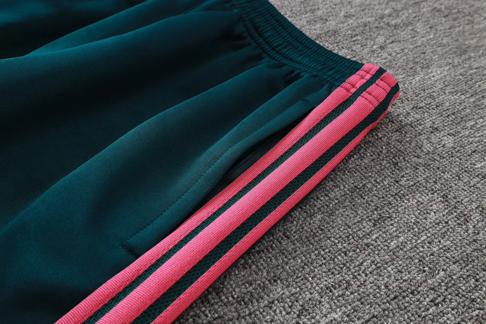 Tuta Full-zip Real Madrid 26/27 Uomo Bianco e Verde Petrolio | Tuta da Calcio