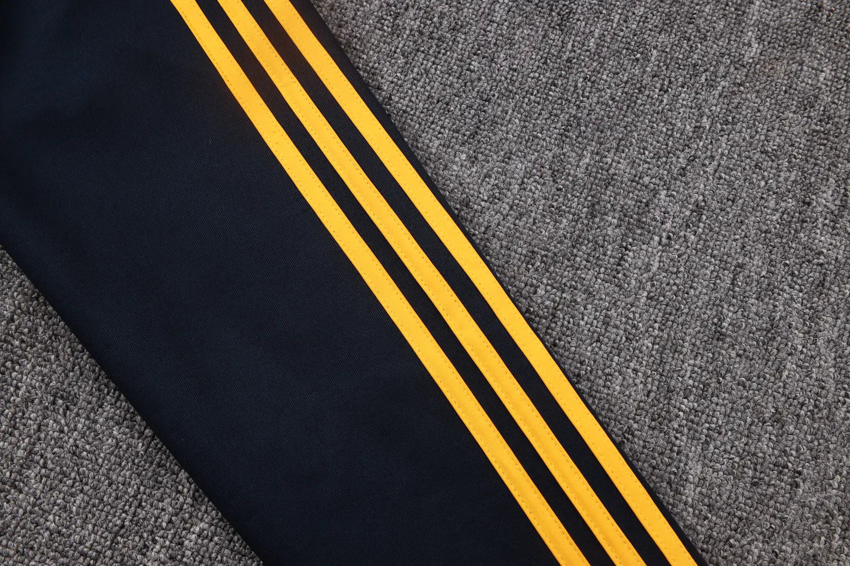 Tuta Full-zip Real Madrid 26/27 Uomo Blu Navy | Tuta da Calcio