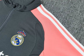 Tuta Half-zip Real Madrid 26/27 Uomo Grigio Antracite e Rosa Corallo | Tuta da Calcio