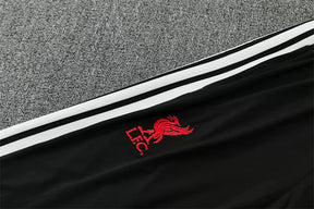 Tuta Liverpool 26/27 Uomo Bianco e Nero | Maglia da Calcio