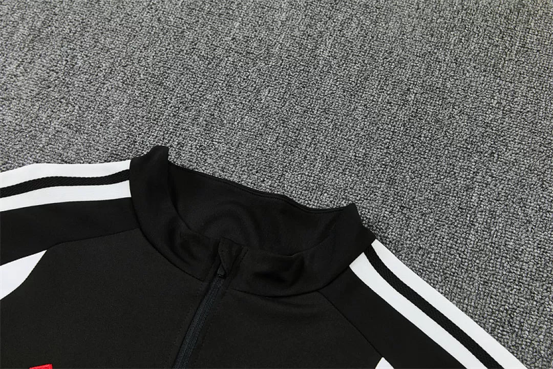 Tuta Liverpool 26/27 Uomo Nero | Maglia da Calcio