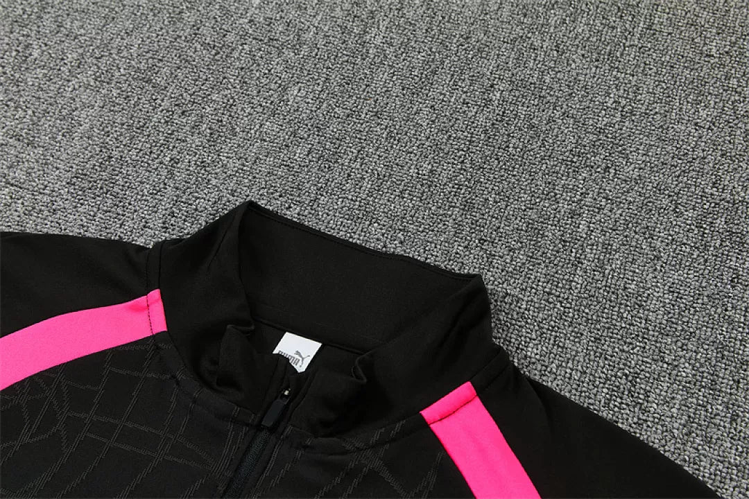 Tuta Portogallo 26/27 Uomo Nero con inserti Rosa | Maglia da Calcio