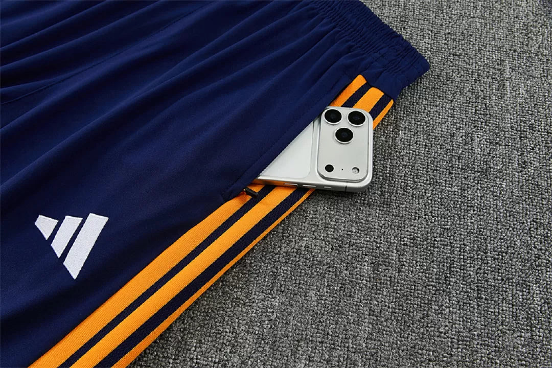 Tuta Real Madrid 26/27 Uomo Blu Navy | Maglia da Calcio