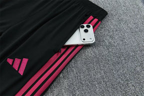 Tuta Real Madrid 26/27 Uomo Nero con dettagli Rosa | Maglia da Calcio
